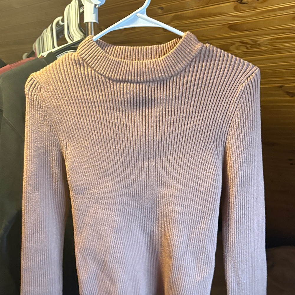 Women’s Ribbed Mock-Neck Sweater - Brown